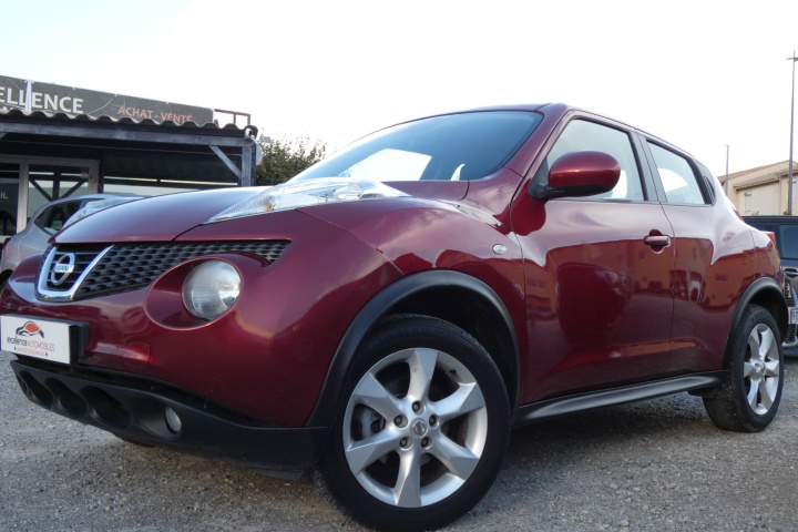 NISSAN JUKE