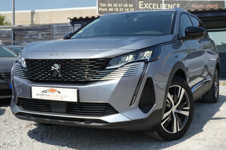 PEUGEOT 5008