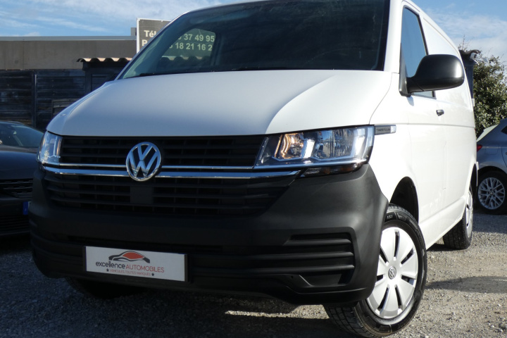 VOLKSWAGEN TRANSPORTER 6.1 VAN