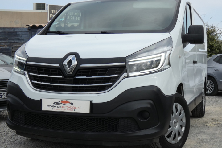 RENAULT TRAFIC FOURGON