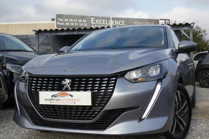 PEUGEOT 208