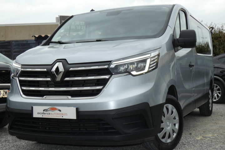 RENAULT TRAFIC COMBI