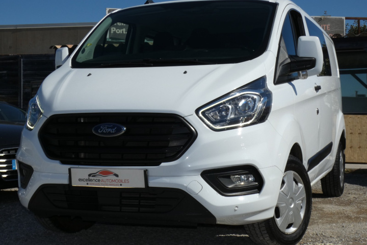FORD TRANSIT CUSTOM CABINE APPROFONDIE