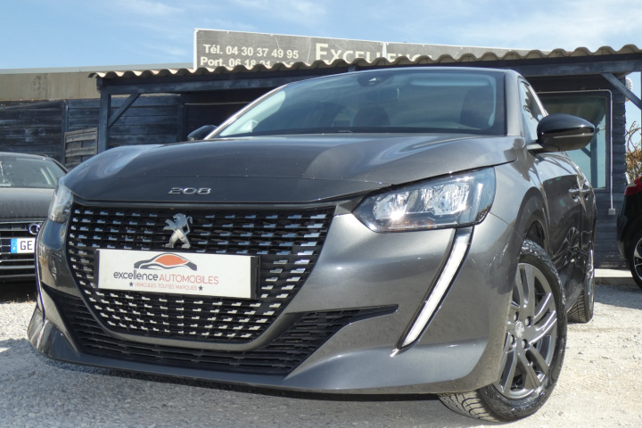 PEUGEOT 208